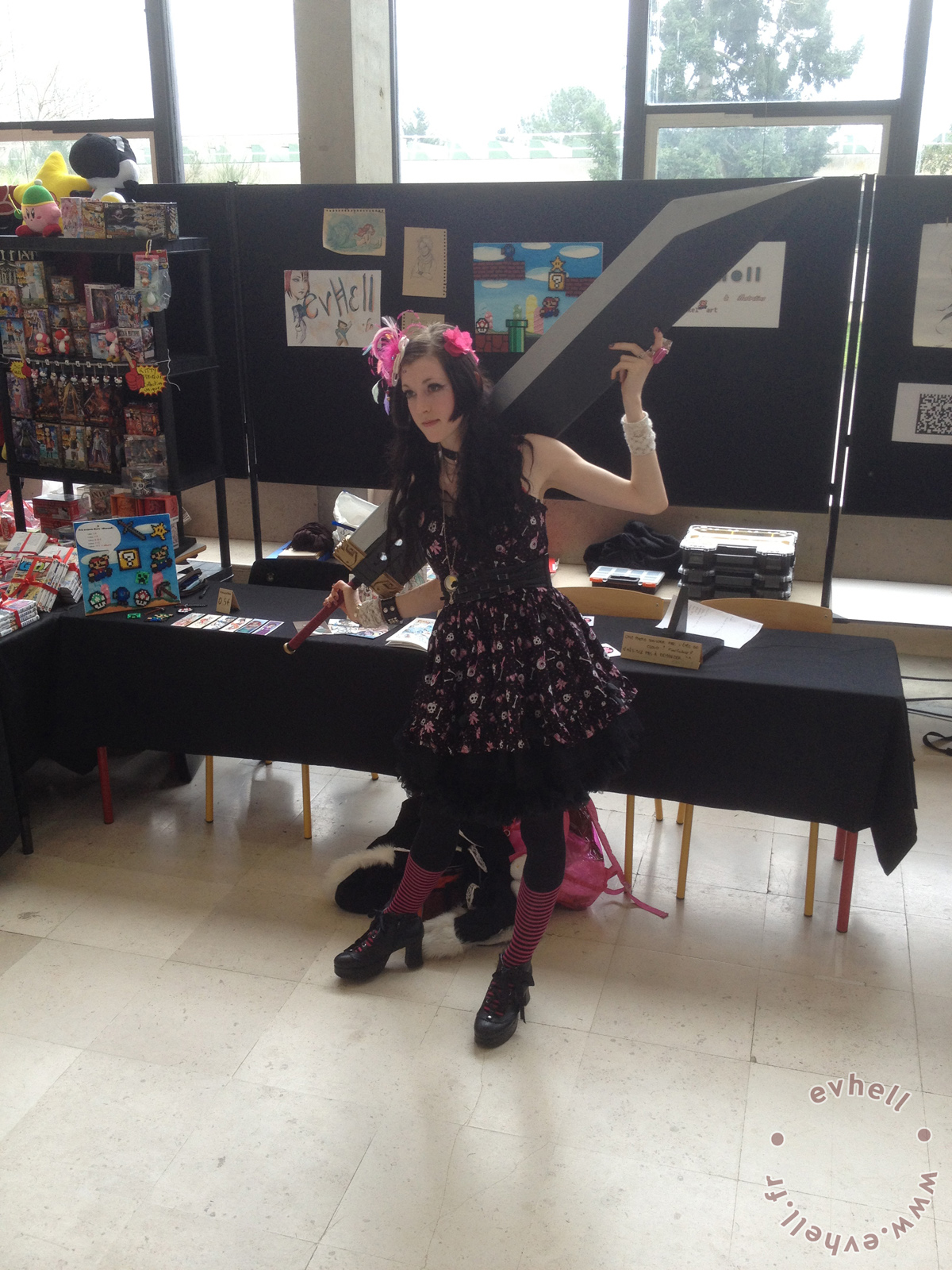 Cosplayeur Nihon Breizh festival avec épée de Cloud